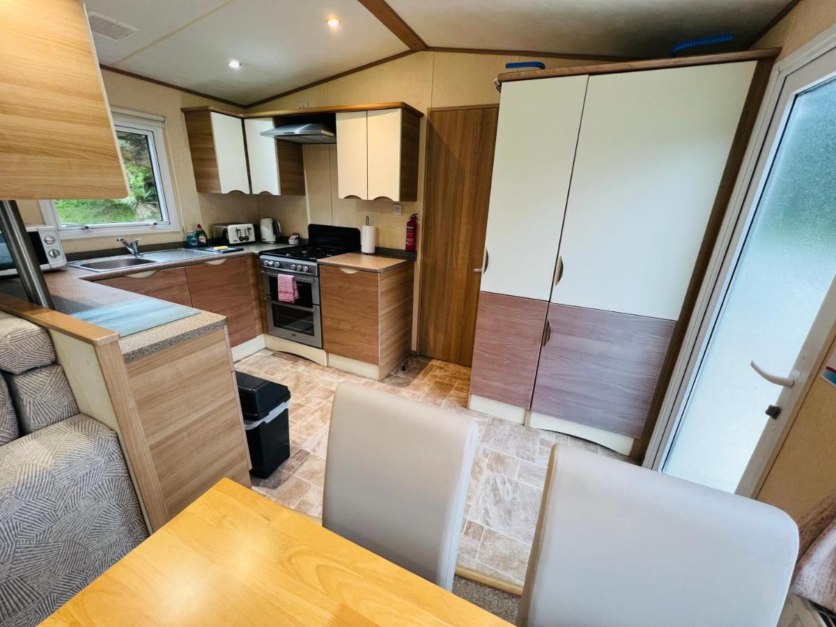 2 Bedroom Caravan Lg13, Shanklin, Isle Of Wight Exterior foto